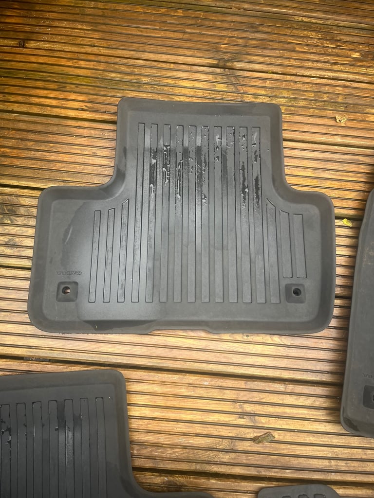 Volvo car mats 