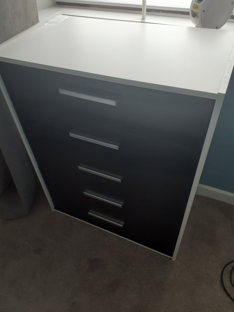 Wardrobe / chest of drawers / bedside tables
