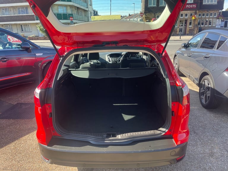 2013 Ford Focus 1.6 125 Zetec 5dr Powershift Petrol