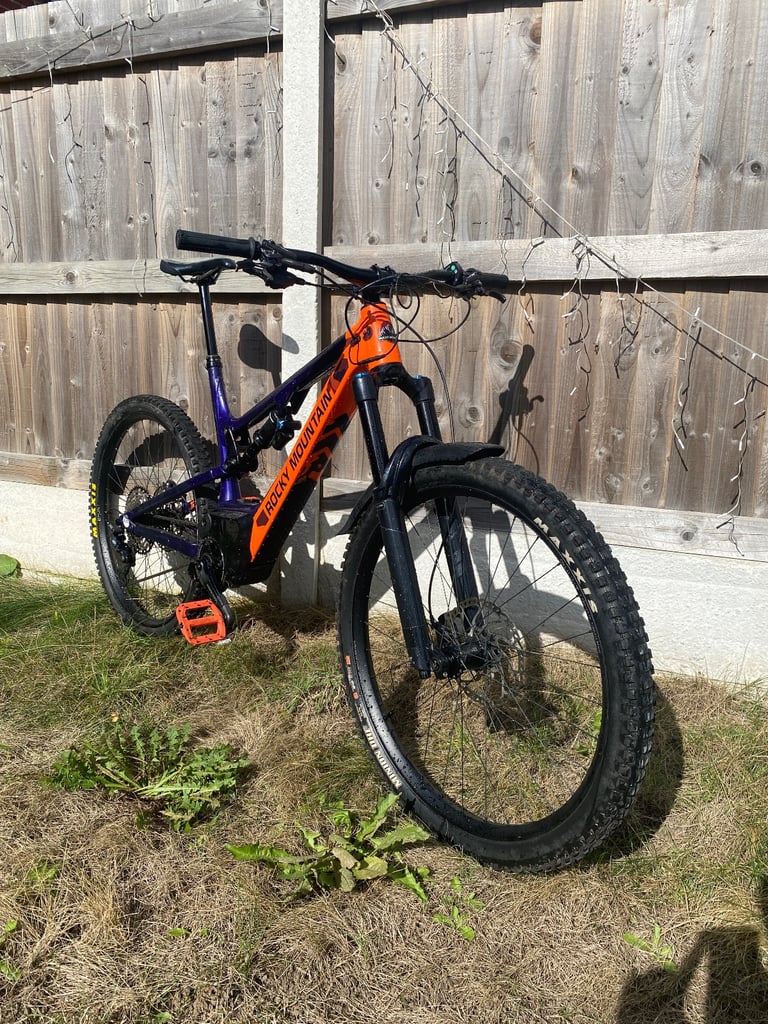 Rocky Mountain distinct a70 + Electric Bike , Excellent Condition