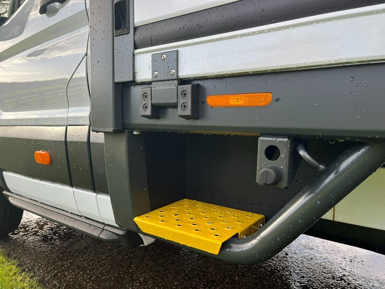 2025 Ford Transit 2.0 EcoBlue 130ps Leader Premium Dropside Dropside  Diesel Manual