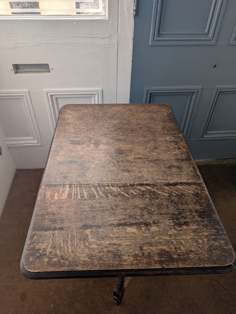 Small fold out table 