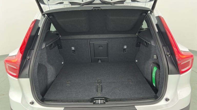 2024 Volvo XC40 Plus, B4 Mild hybrid, Petrol, Dark Estate Petrol Automatic