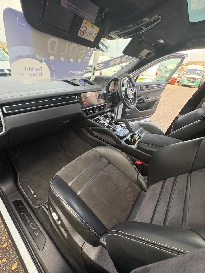 2020 Porsche Cayenne GTS 5dr Tiptronic S 5 door Coupe 