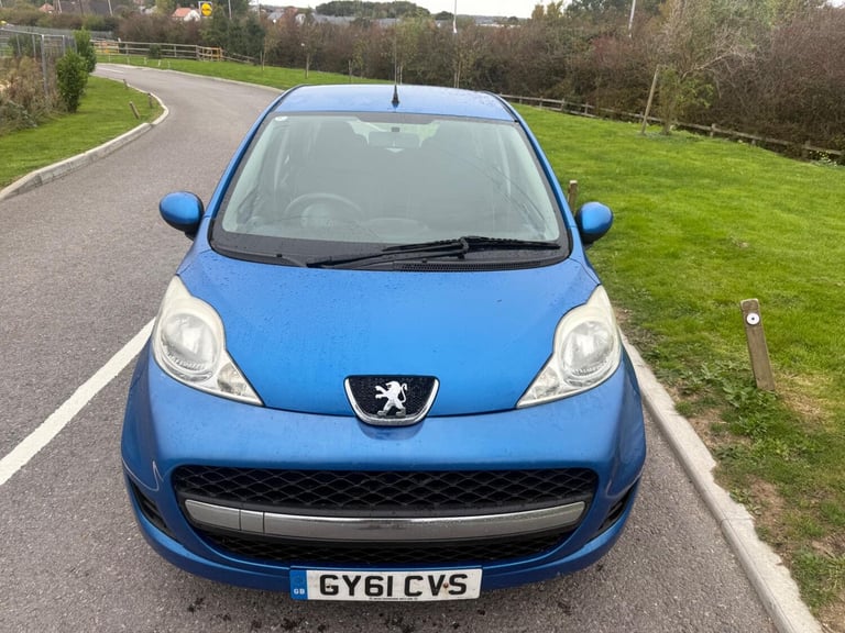 PEUGEOT 107 1.0 12V Urban 2011