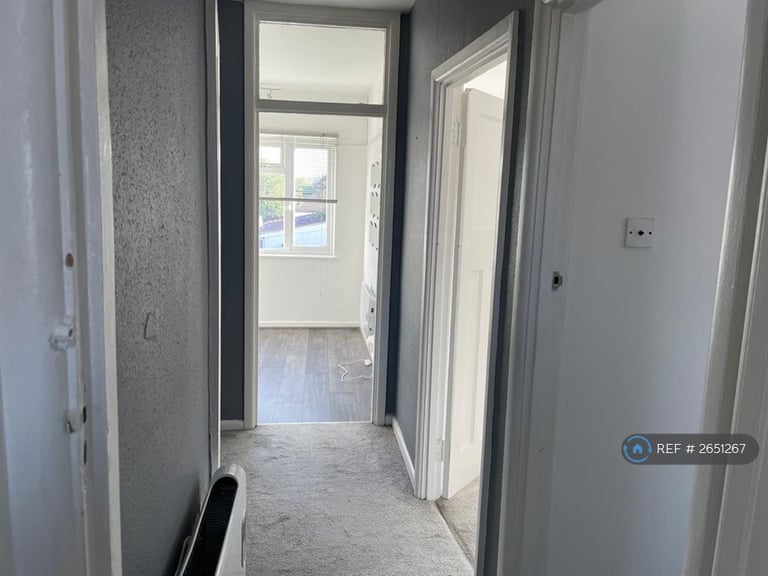 image for 2 bedroom flat in Harrow, Harrow, HA2 (2 bed) (#2651267)