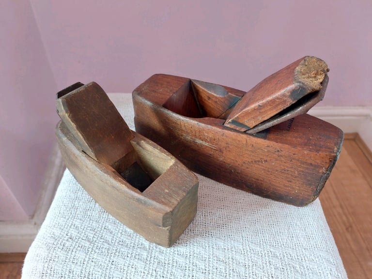 Antique wood planes for sale deals