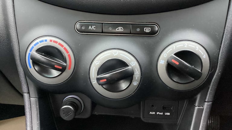 2013 Hyundai i10 1.2 Classic 5dr Hatchback Petrol Manual