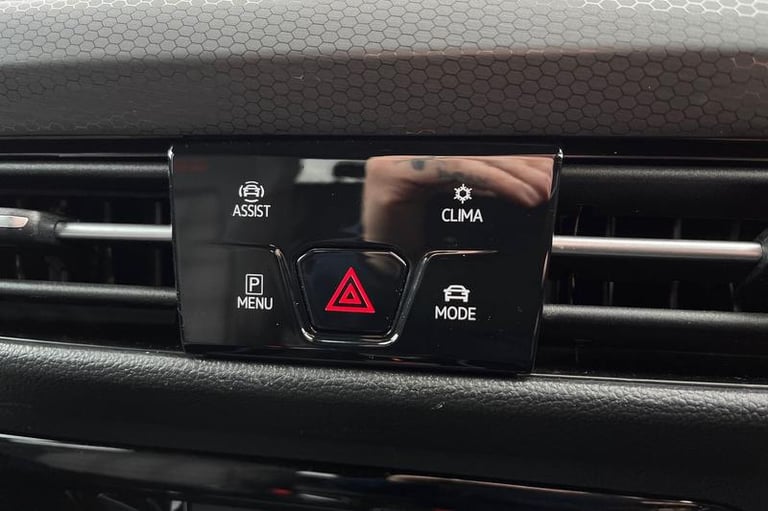 2023 Volkswagen Golf 2.0 TSI GTI Hatchback 5dr Petrol DSG Euro 6 (s/s) (245 ps) Automatic Hatchba...