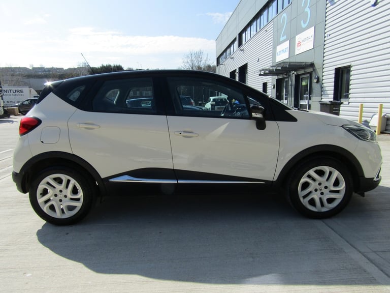 LEFT HAND DRIVE 2014 RENAULT CAPTUR 0.9 TCe ENERGY DYNAMIC MEDINAV 5DR PETROL