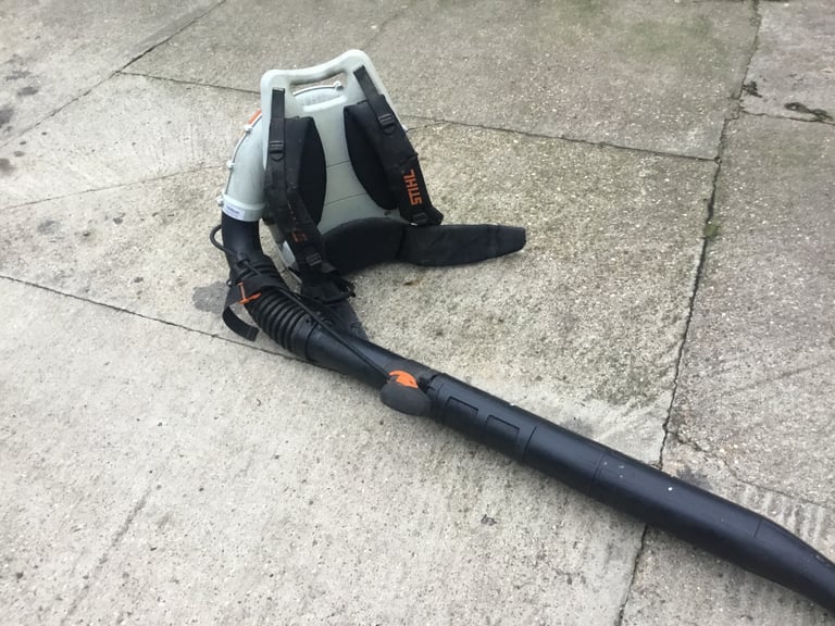 Stihl BR600 Backpack Leaf Blower
