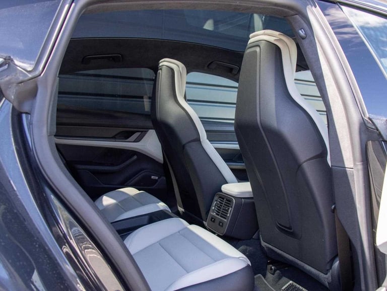 2020 Porsche Taycan Saloon 560kW Turbo S 93kWh 4dr Auto Saloon Electric Automatic