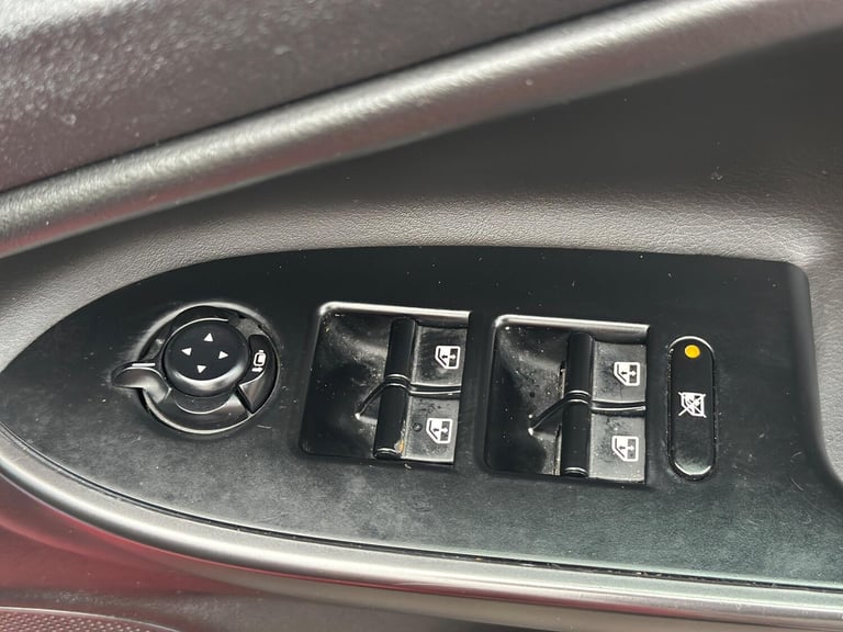 2015 Alfa Romeo Giulietta 1.4 TB MultiAir QV Line 5dr HATCHBACK PETROL Manual