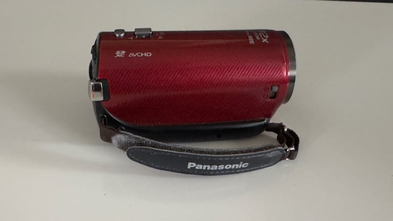 Panasonic HC-V110 72x zoom HD VIDEO CAMERA 