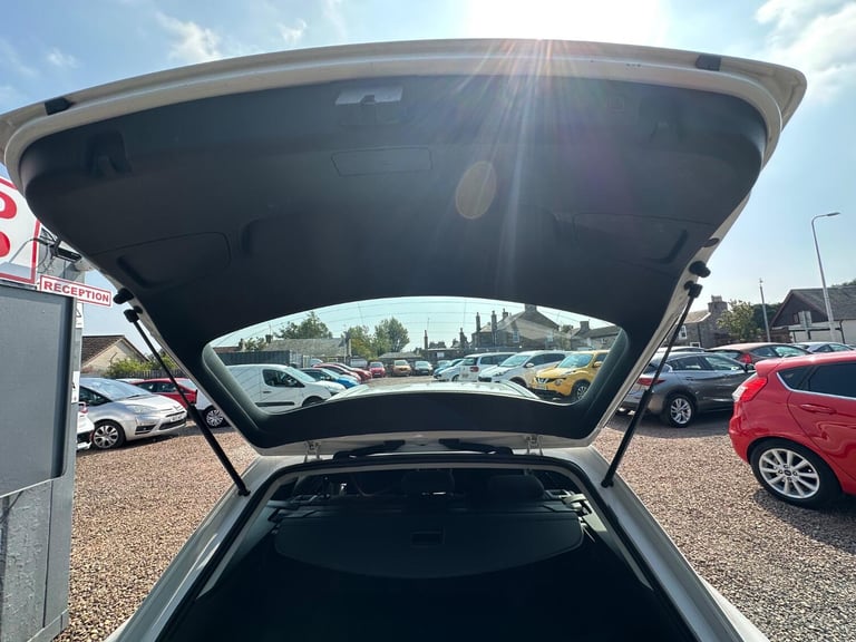 FINANCE AVAILABLE 2015 SEAT LEON 1.6 TDI SE Â?20 ROAD TAX