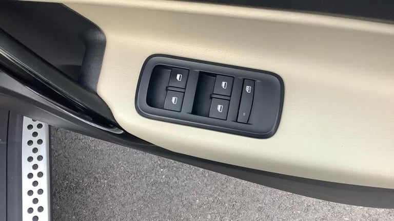 2016 MG GS 1.5 TGI Exclusive 5dr HATCHBACK PETROL Manual