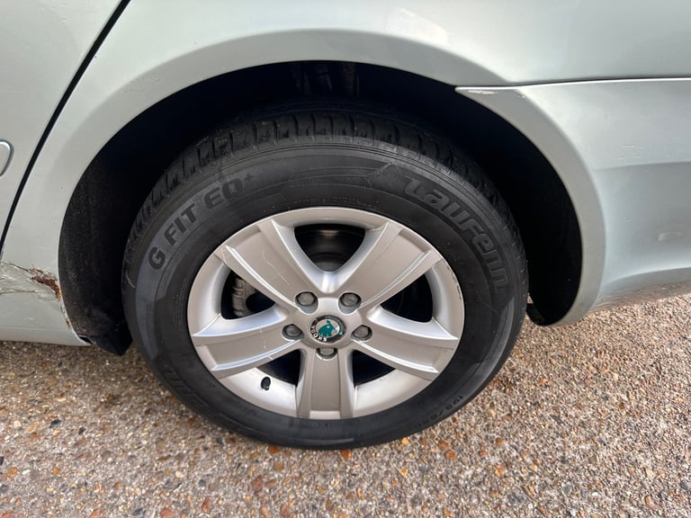 Skoda, OCTAVIA, Hatchback, 2011, Manual, 1598 (cc), 5 doors