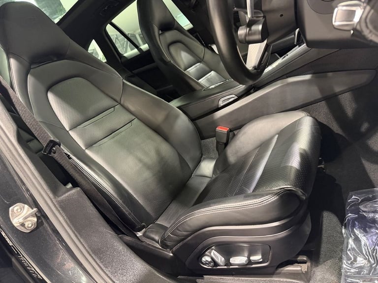 2019 Porsche Panamera 2.9 V6 E-Hybrid 14kWh 4 Sport Turismo 5dr Petrol Plug-in Hybrid PDK 4WD Eur...
