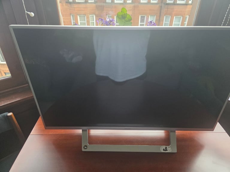 Sony TV for sale 27"