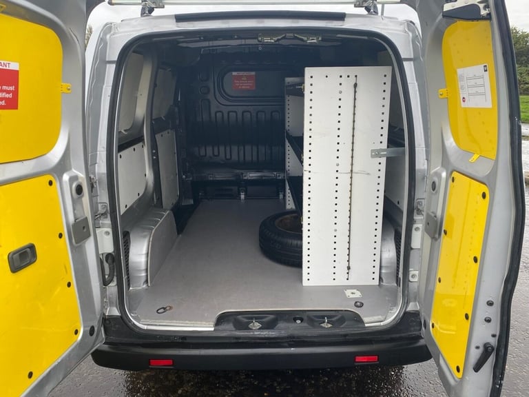 2019 69 NISSAN E-NV200 40KWH ACENTA NO VAT VAN ELECTRIC AUTO SWB (QUICK CHARGE) 