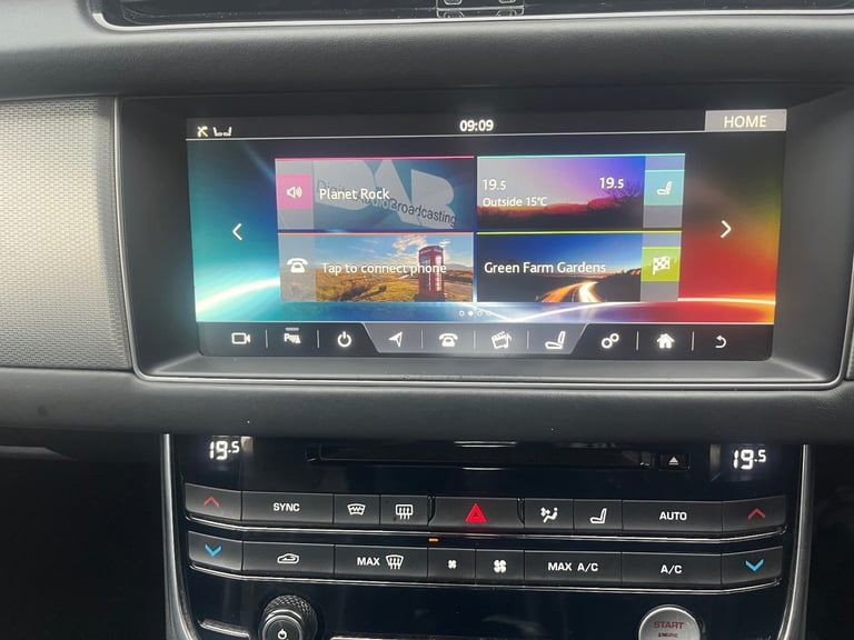 JAGUAR XF PREMIUM 2017 LOW MILAGE AUTO
