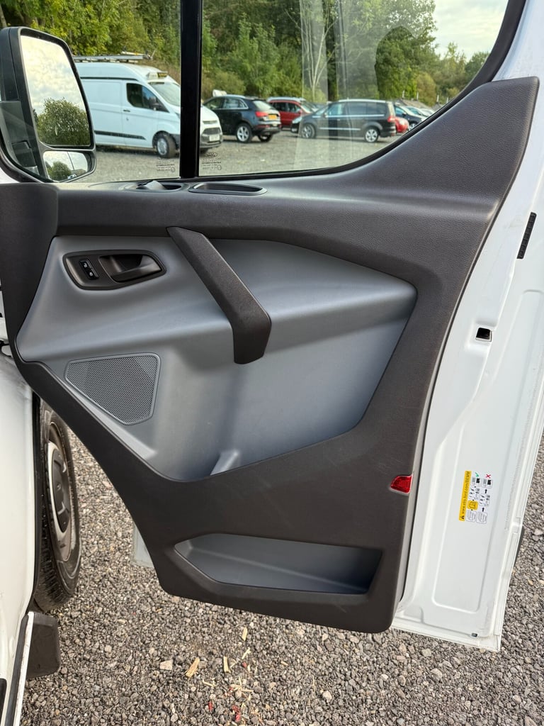 2017 Ford Transit Custom 2.0 TDCi 105ps Low Roof Van, Euro 6 , No VAT PANEL VAN Diesel Manual