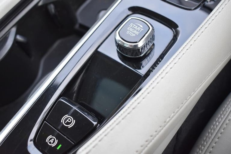 2021 Volvo XC90 2.0 B5 Mhev Inscription Suv 5dr Diesel Auto 4wd Euro 6 (s/s) (235 Ps) ESTATE Dies...