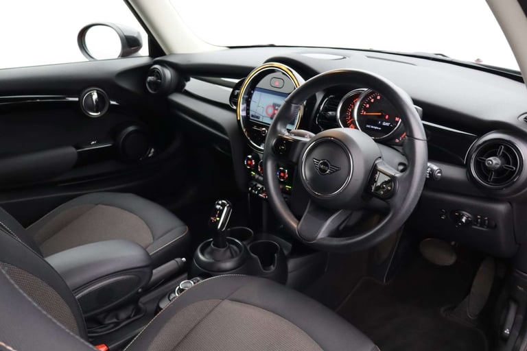 2021 MINI Hatch 1.5 Cooper Classic Auto 3dr Hatchback Petrol Automatic