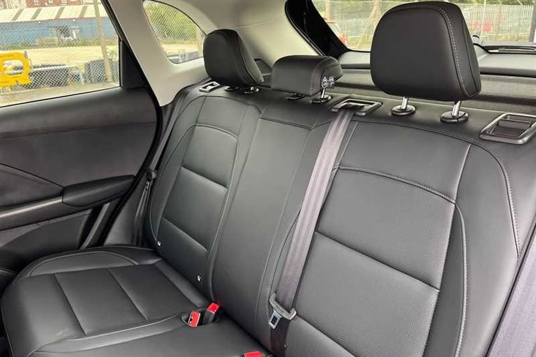 2025 MG MG ZS 1.5 Hybrid+ Trophy SUV 5dr Petrol Hybrid Auto Euro 6 (s/s) (196 ps) SUV Hybrid Auto...