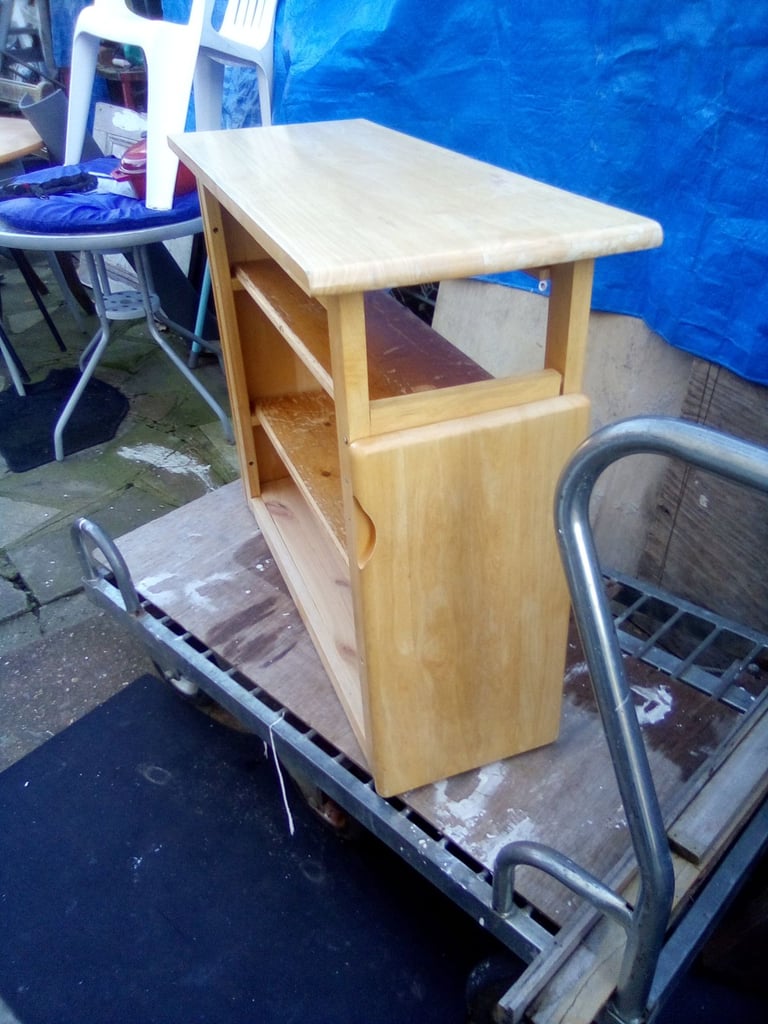 Solid pine wood deep handmade shelfing unit 