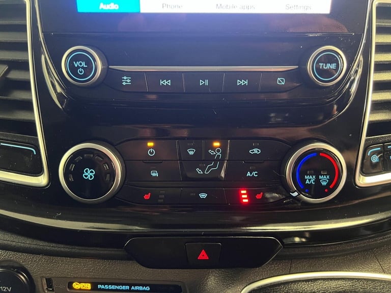 2022 Ford Transit Custom 2.0 300 EcoBlue Limited L2 H1 Euro 6 (s/s) 5dr Panel Van Diesel Manual