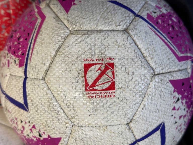 Precision IMS football bag and balls, Ages 9-14