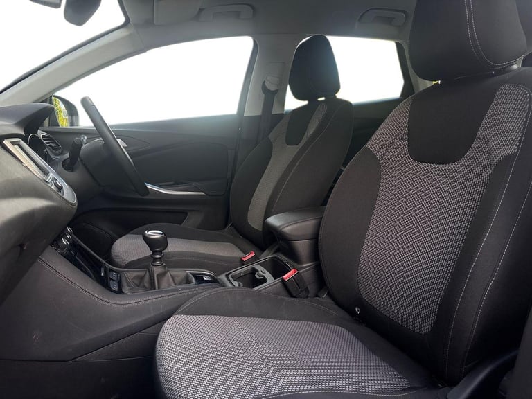 2019 Vauxhall Grandland X 1.2 Turbo SE 5dr Hatchback Petrol Manual