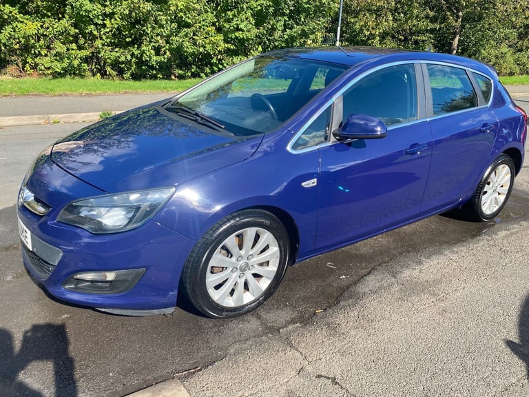 2013 Vauxhall Astra 1.7 CDTi 16V ecoFLEX Tech Line 5dr [Start Stop] HATCHBACK Diesel Manual