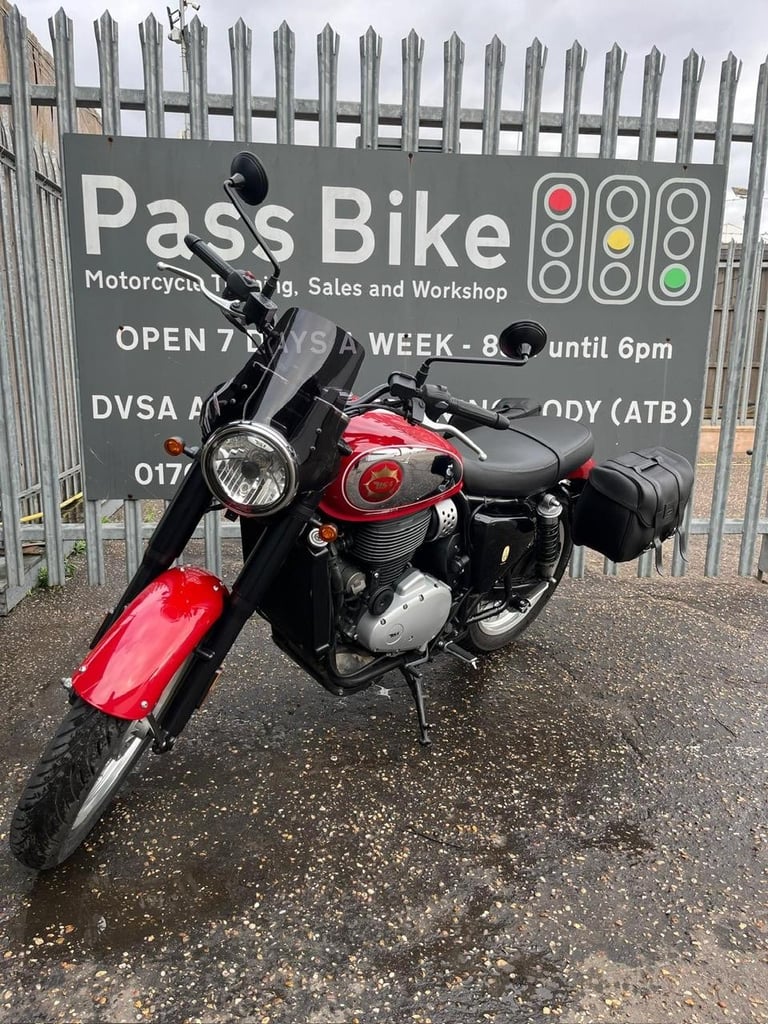 BSA Gold Star 650cc Classic Motorcycle Insignia Red 11213 Miles 2024