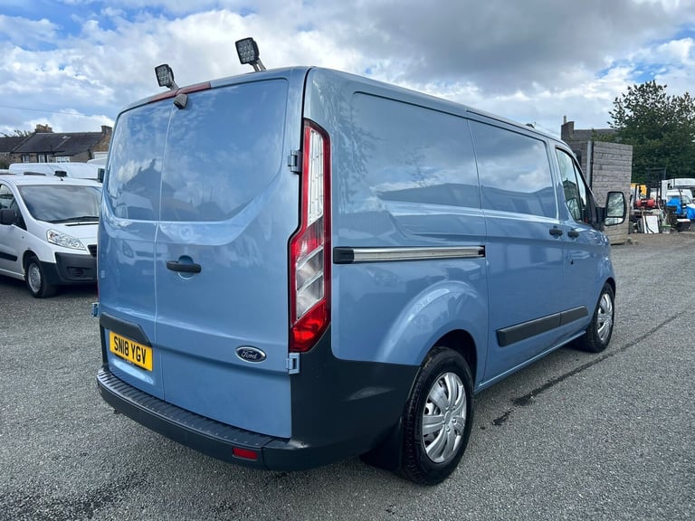 2018 Ford Transit Custom 2.0 TDCi 130ps Low Roof Van PANEL VAN Diesel Manual
