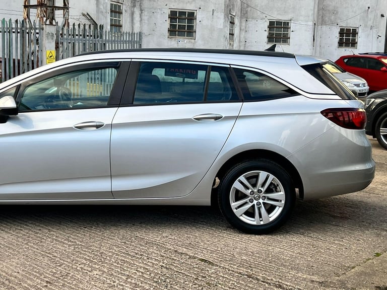 2016 Vauxhall Astra 1.6 CDTi ecoFLEX Design Sports Tourer Euro 6 (s/s) 5dr ESTATE Diesel Manual