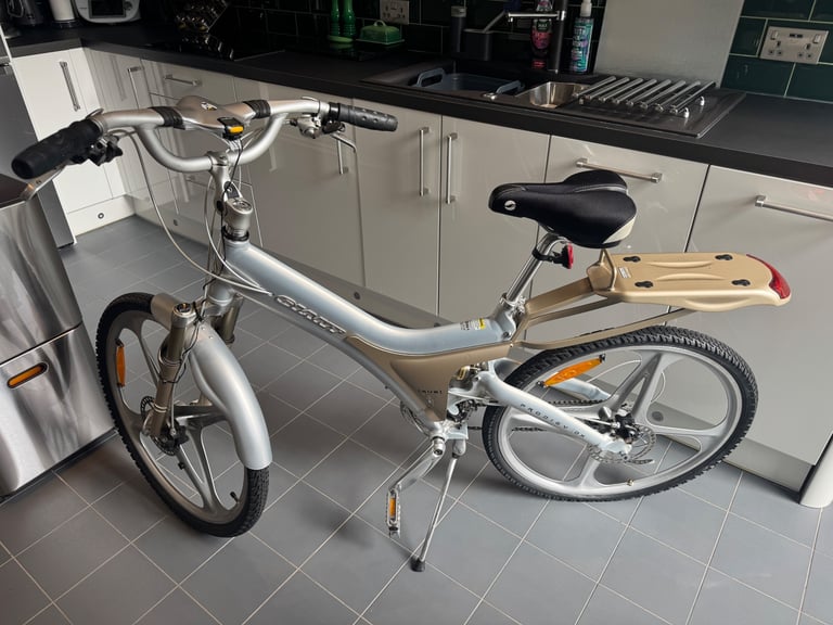 Giant Prodigy DX Urban Bike