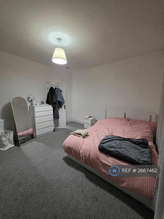 4 bedroom house in Maxted Road, London, SE15 (4 bed) (#2667462)