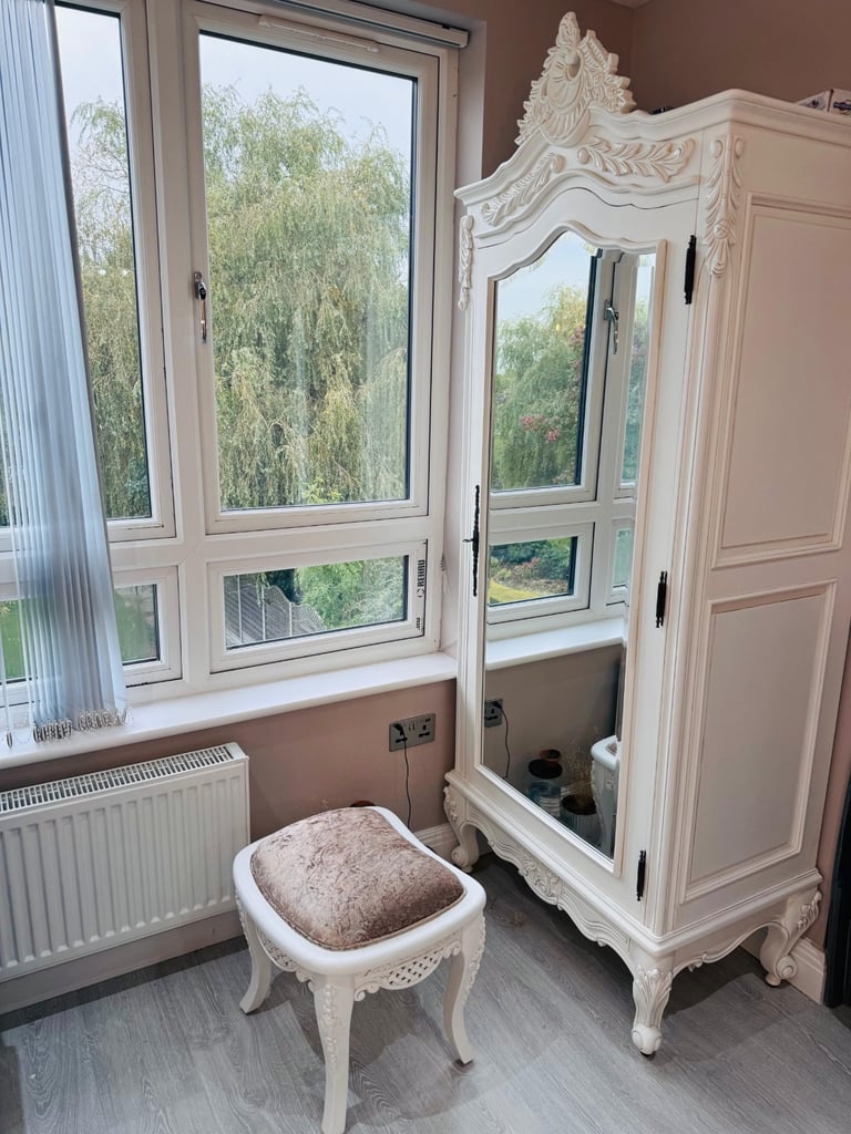 Loft - DoubleBedroom to share HARROW