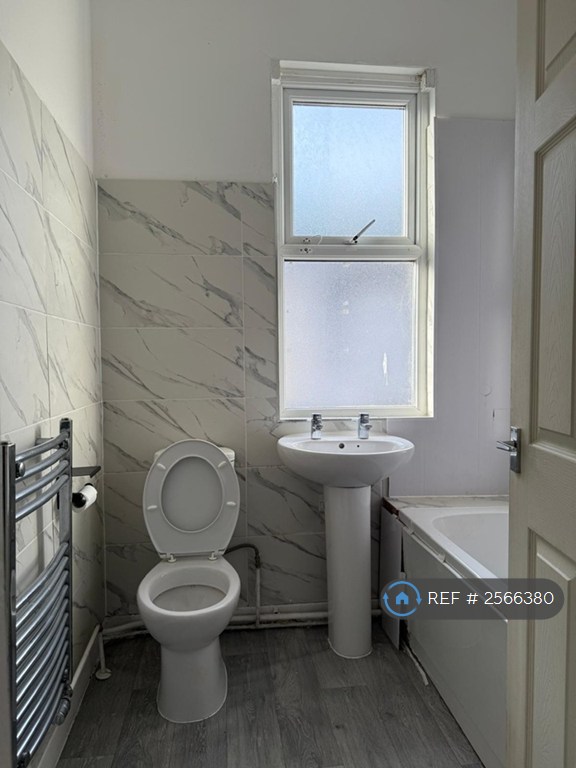 3 bedroom house in Alpha Street, Liverpool, L21 (3 bed) (#2566380)