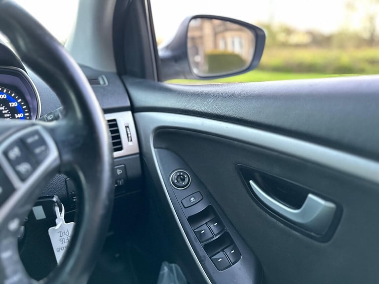 2016 Hyundai i30 1.6 CRDi Blue Drive SE DCT Euro 6 (s/s) 5dr HATCHBACK Diesel Automatic