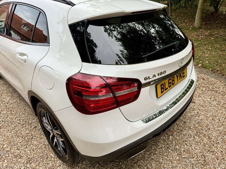 2019 Mercedes-Benz GLA GLA 180 Urban Edition 5dr ESTATE PETROL Manual