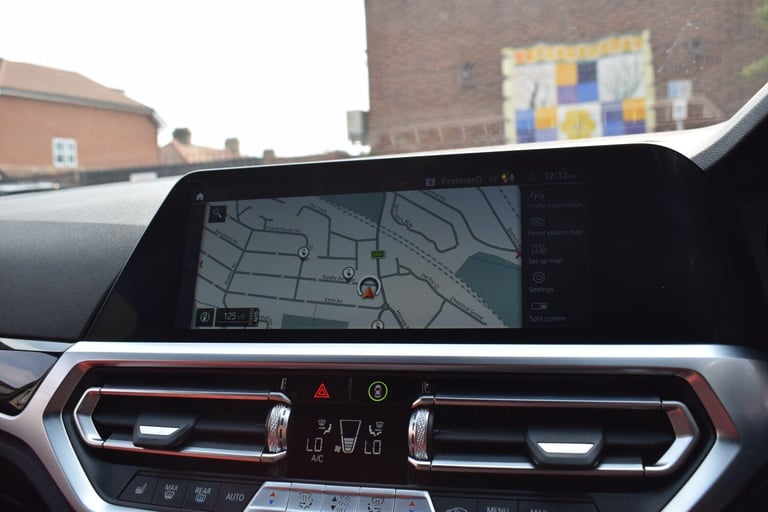 2021 BMW 3 Series 2.0 330e 12kWh M Sport Pro Edition Auto xDrive Euro 6 (s/s) 4dr SALOON Petrol/E...