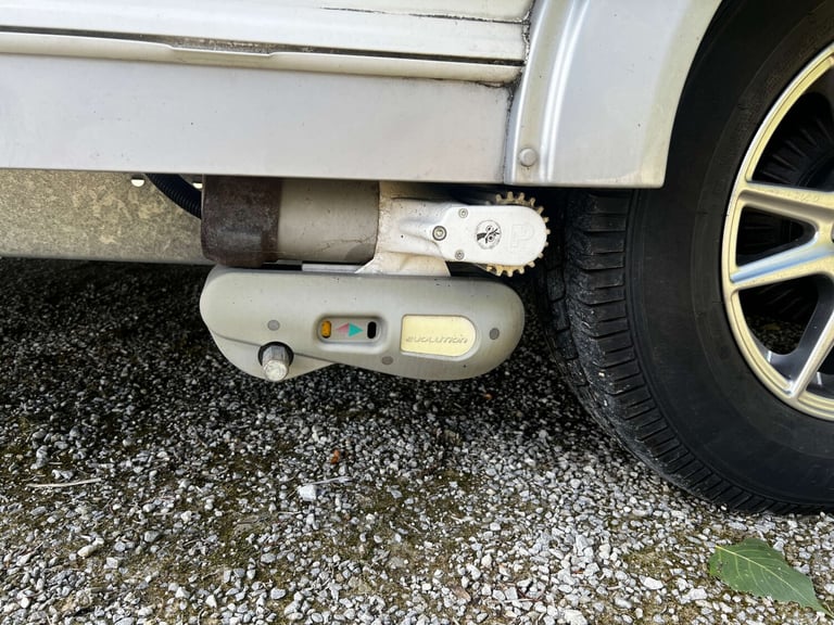 2017 Elddis Affinity 550 Elddis Affinity 550 Caravan with Kampa Awning Unlisted Petrol Automatic