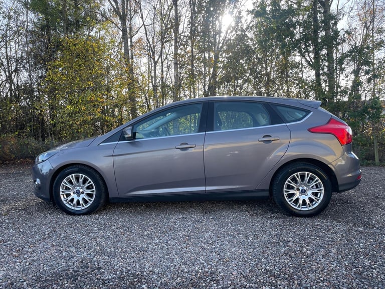 2011 Ford Focus 2.0 TDCi Titanium 5dr Powershift HATCHBACK DIESEL Automatic