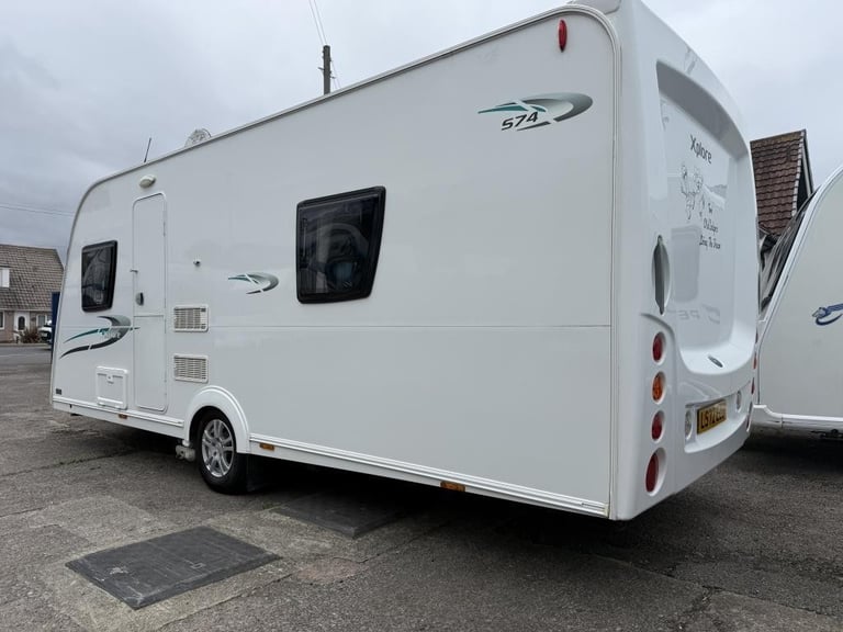 2014 ELDDIS Xplore 574 4 Berth fixed, single beds, motor mover