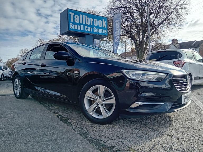 2018 Vauxhall Insignia 1.5i Turbo Design Grand Sport Euro 6 (s/s) 5dr HATCHBACK Petrol Manual