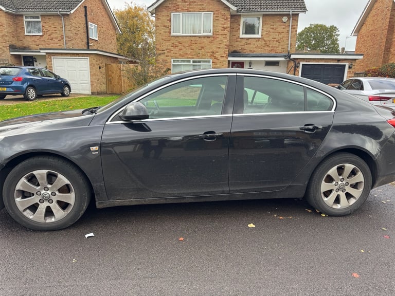 Vauxhall, INSIGNIA, Hatchback, 2009, Manual, 1956 (cc), 5 doors