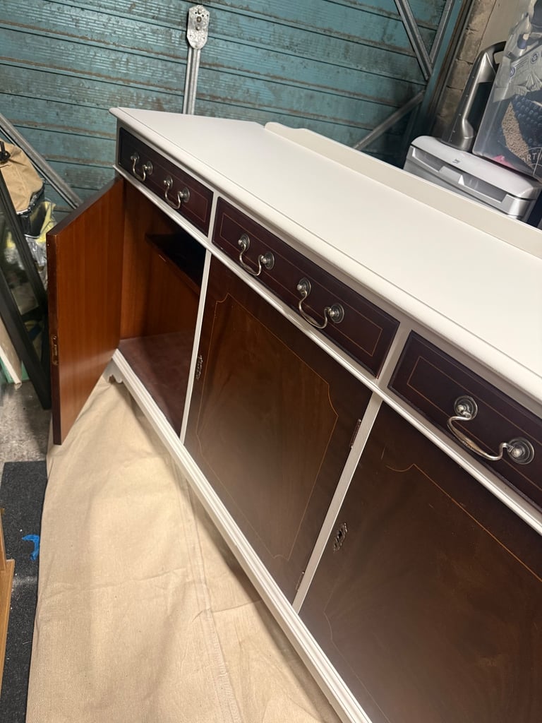 Vintage sideboard 